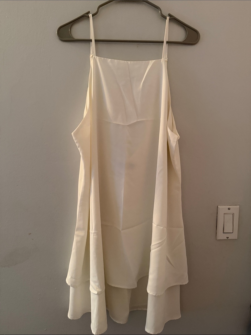 Elegant Cream Spaghetti-Strap Layered Dress